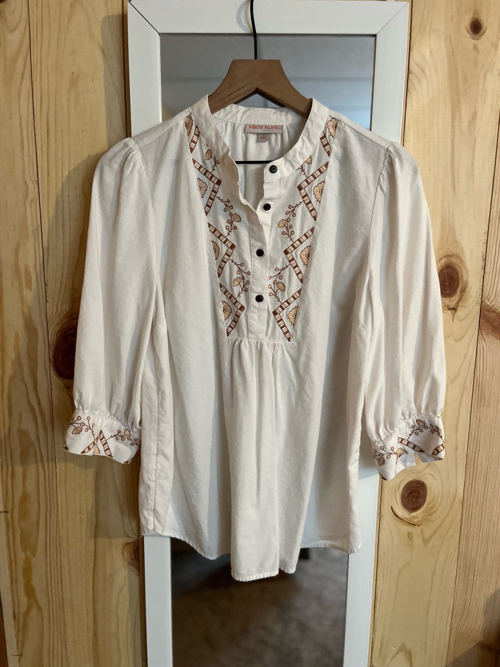 ☀️ 3/$15 ☀️ Knox Rose Boho Embroidered 3/4 Sleeve Blouse